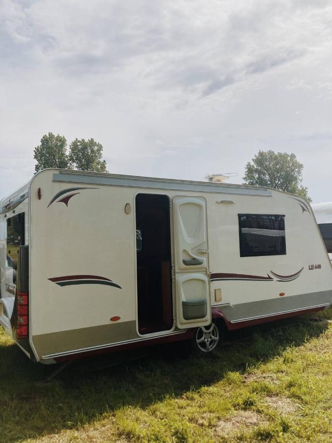 Camping Rogowo Mrzeżyno Buitenkant foto
